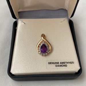 NWT-SALE -Vintage-Genuine amethyst pendant with diamond accent